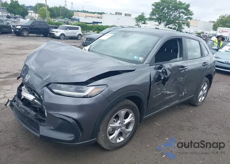 2023 Honda Hr-V Awd Lx z USA, uszkodzony, nr VIN 3CZRZ2H37PM745529
